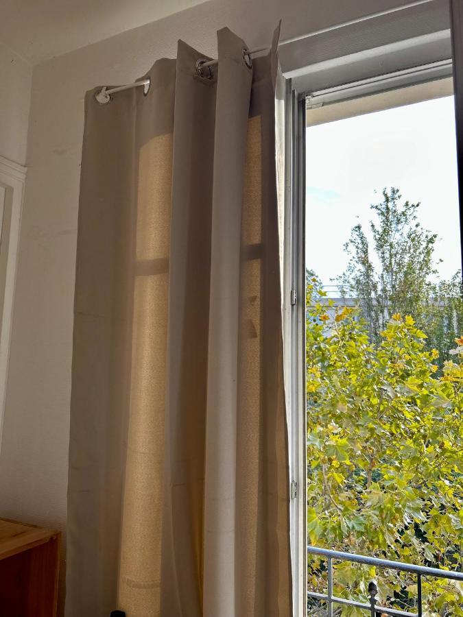 Apartment Private Next To Train B 100meter, Easy Go To Centre Ville, Not Whole
